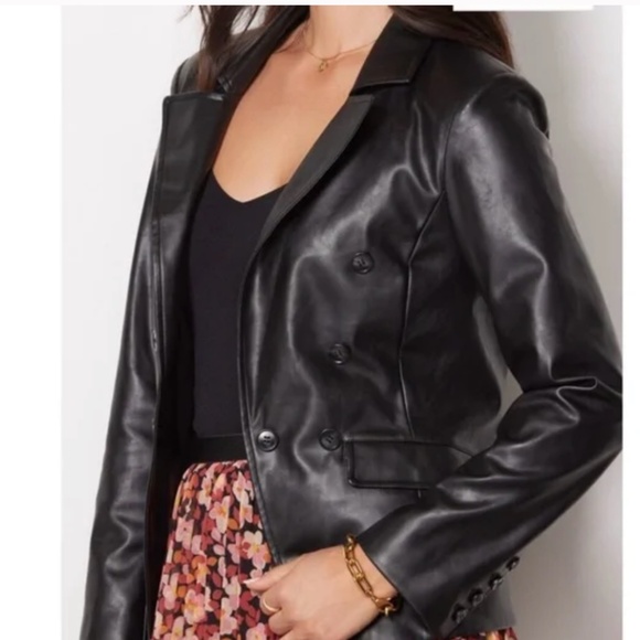 Evereve Faux Vegan Leather Black Blazer Jacket size M - Picture 8 of 8